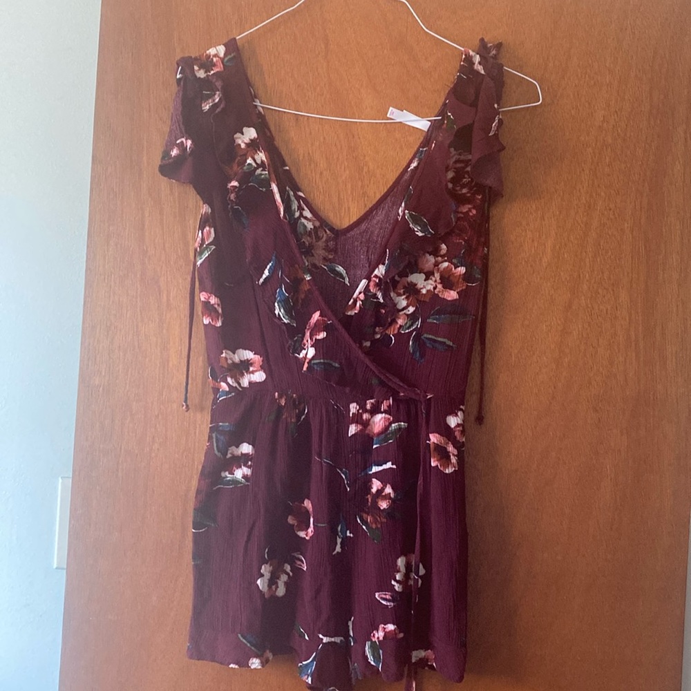 Xhiliration Small Junior multi-colored floral rompers